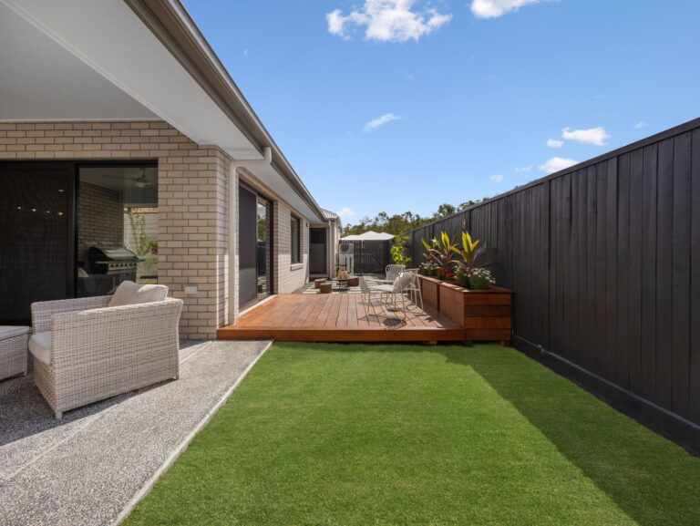 50 Marsdenia Drive, White Rock, QLD 4306