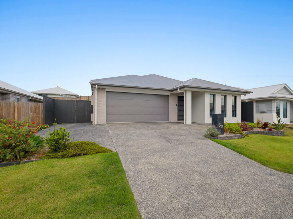 50 Marsdenia Drive, White Rock, QLD 4306