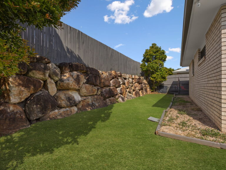 18 Stirling Circuit, Redbank Plains, QLD 4301