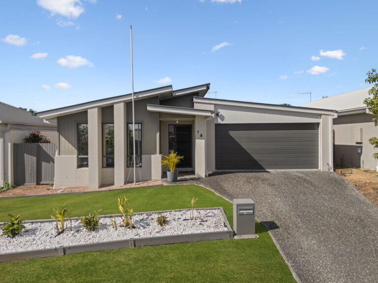18 Stirling Circuit, Redbank Plains, QLD 4301