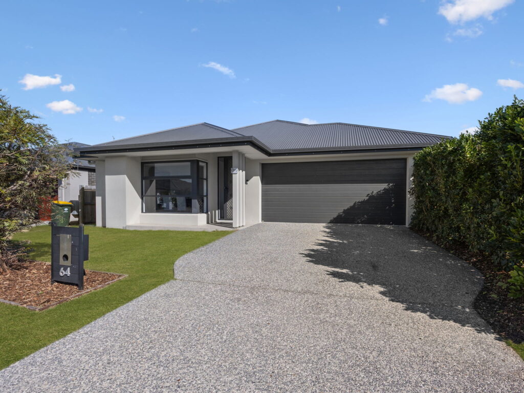 64 Niels Crescent, Park Ridge, QLD 4125