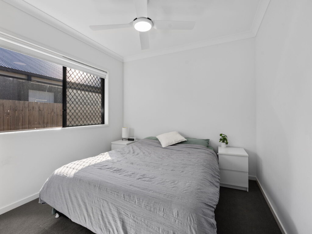 64 Niels Crescent, Park Ridge, QLD 4125