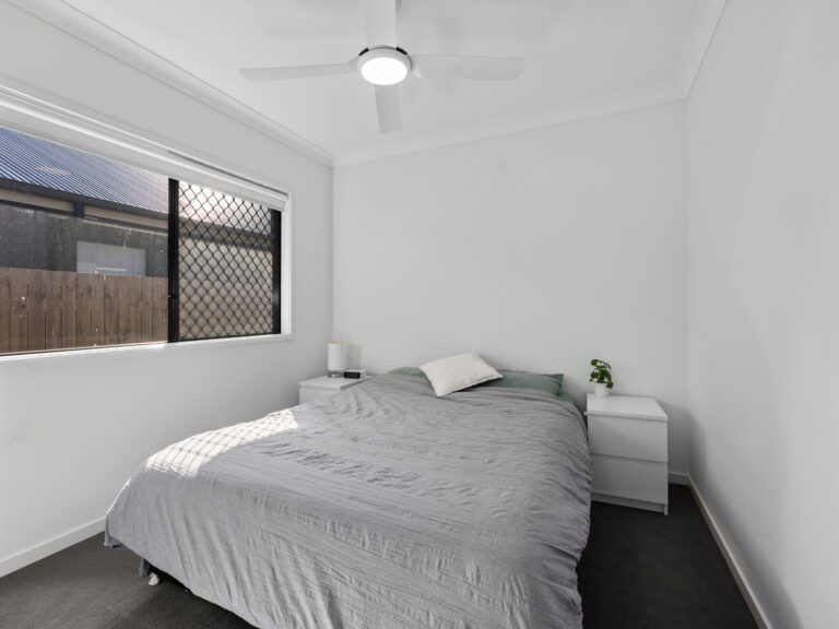 64 Niels Crescent, Park Ridge, QLD 4125
