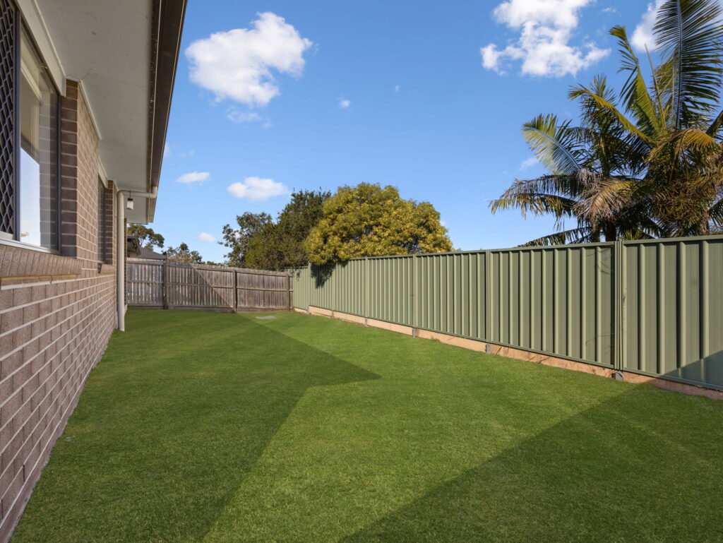 64 Niels Crescent, Park Ridge, QLD 4125