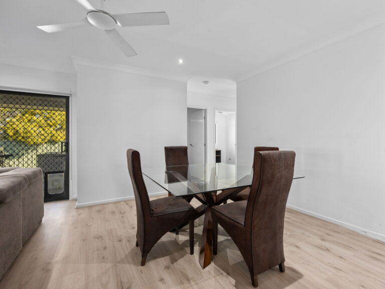 64 Niels Crescent, Park Ridge, QLD 4125