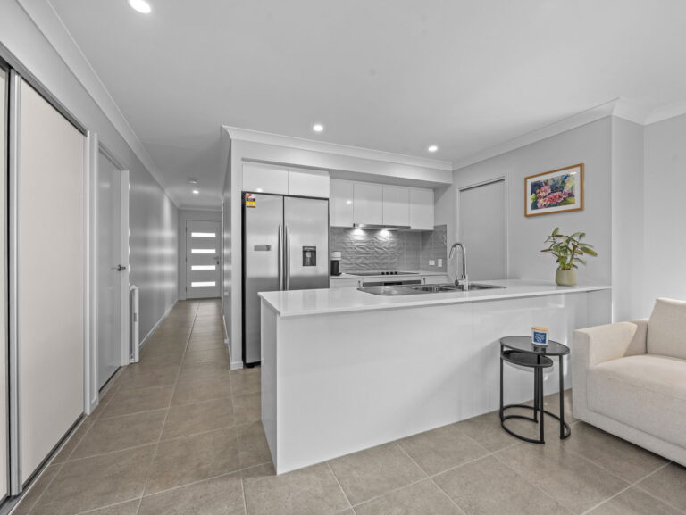 73 Whitby Circuit, Jimboomba, QLD 4280