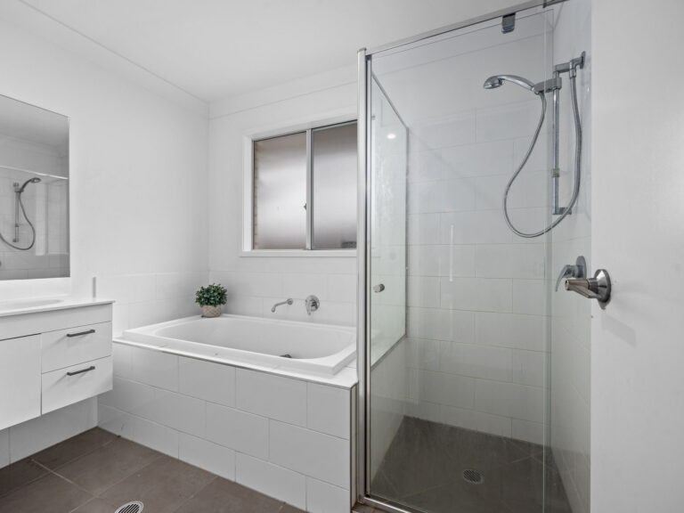 4 Rome Street, Redbank, QLD 4301
