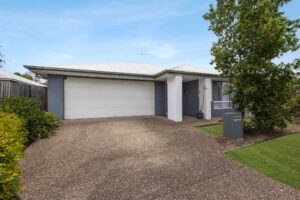 4 Rome Street, Redbank, QLD 4301