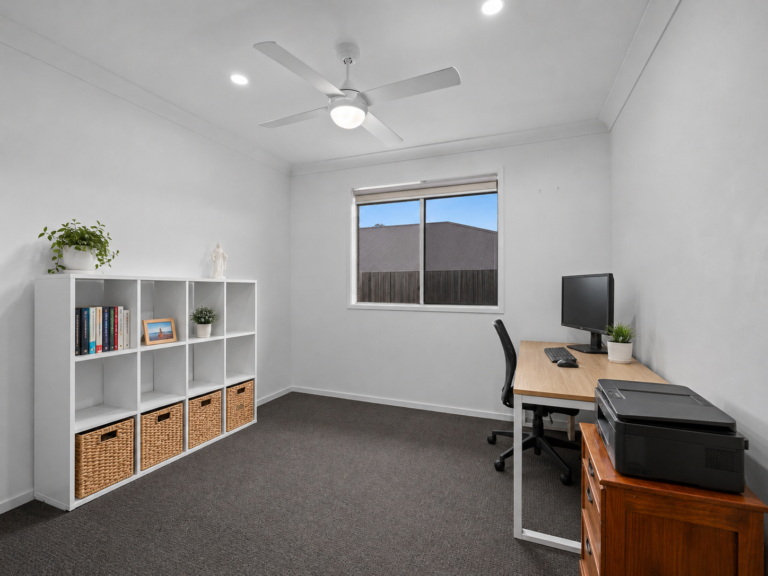 4 Rome Street, Redbank, QLD 4301