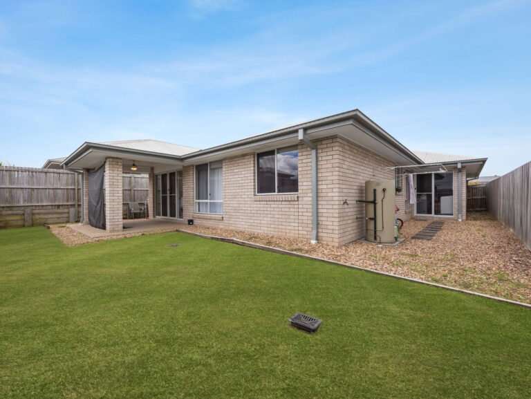 4 Rome Street, Redbank, QLD 4301