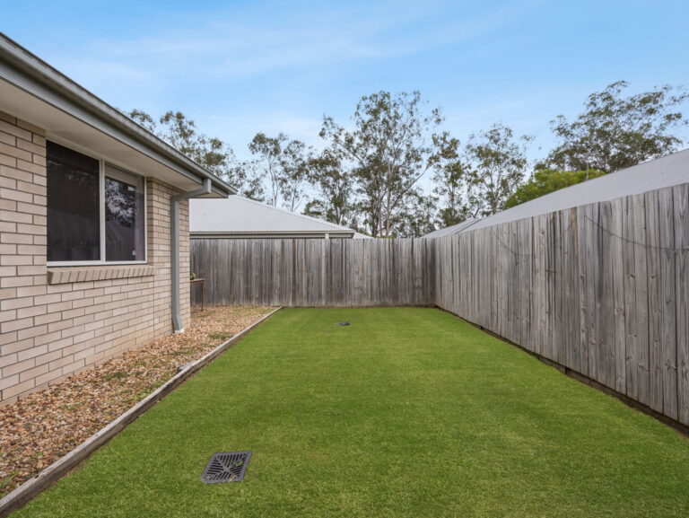 4 Rome Street, Redbank, QLD 4301