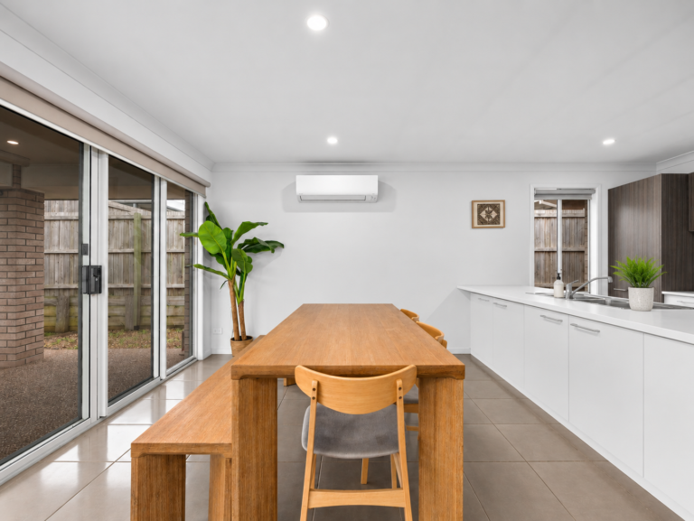 4 Rome Street, Redbank, QLD 4301