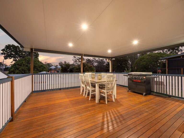 2 George Street, Blackstone, QLD 4304