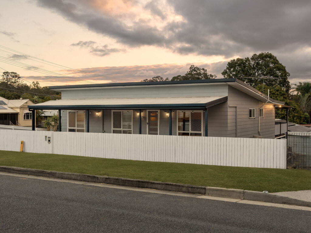 2 George Street, Blackstone, QLD 4304