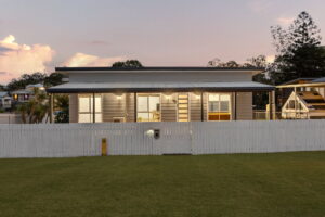 2 George Street, Blackstone, QLD 4304