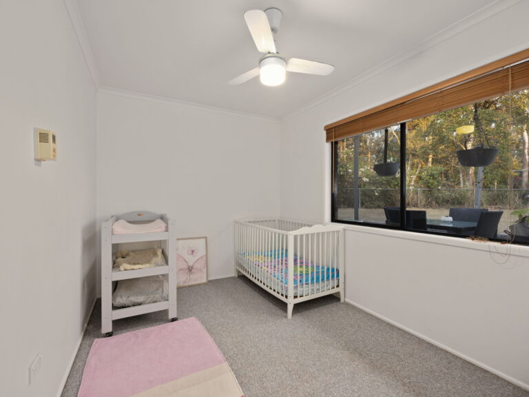 5 Perth Street, Karalee, QLD 4306