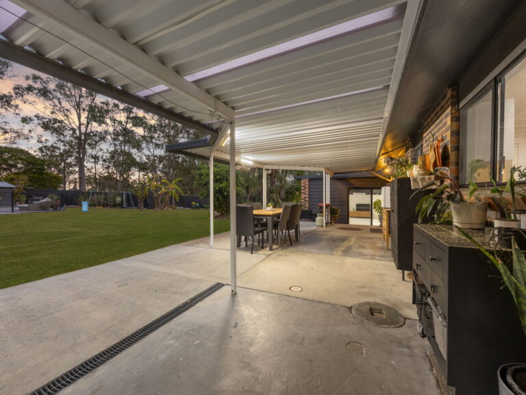 5 Perth Street, Karalee, QLD 4306
