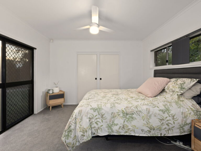 5 Perth Street, Karalee, QLD 4306