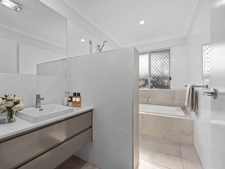 22 McDermott Way, Ripley, QLD 4306