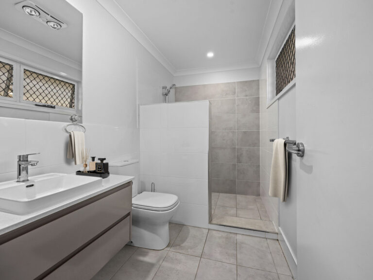 22 McDermott Way, Ripley, QLD 4306