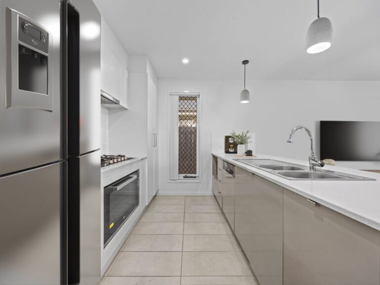 22 McDermott Way, Ripley, QLD 4306