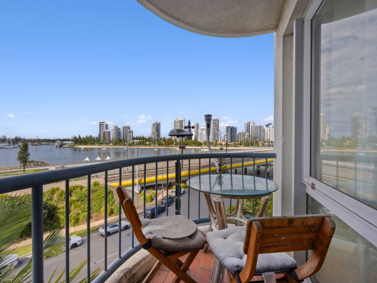 516/2 Barney Street, Southport, QLD 4215