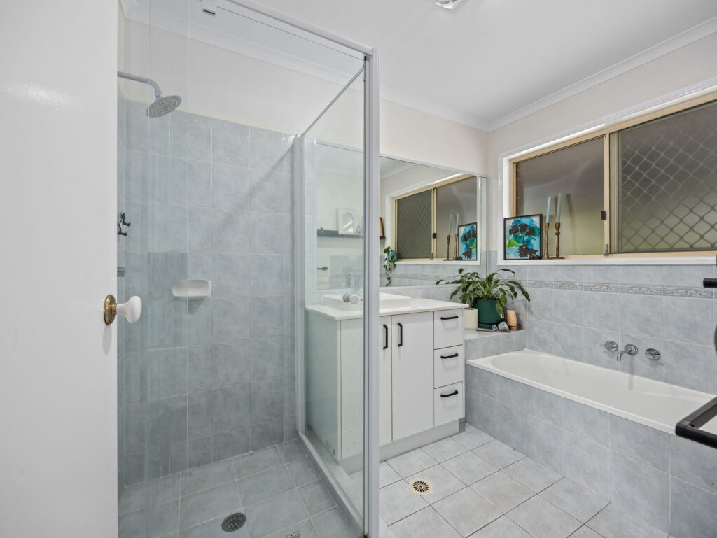93 Equestrian Drive, Yamanto, QLD 4305