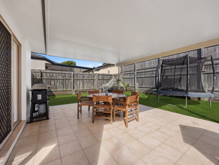 9 Darter Place, Springfield Lakes, QLD 4300