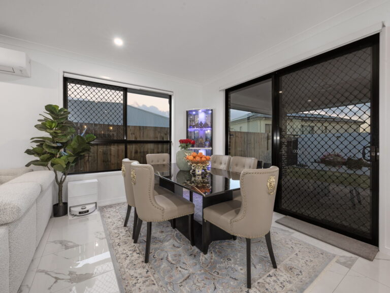 127 Anderson Drive, Greenbank, QLD 4124