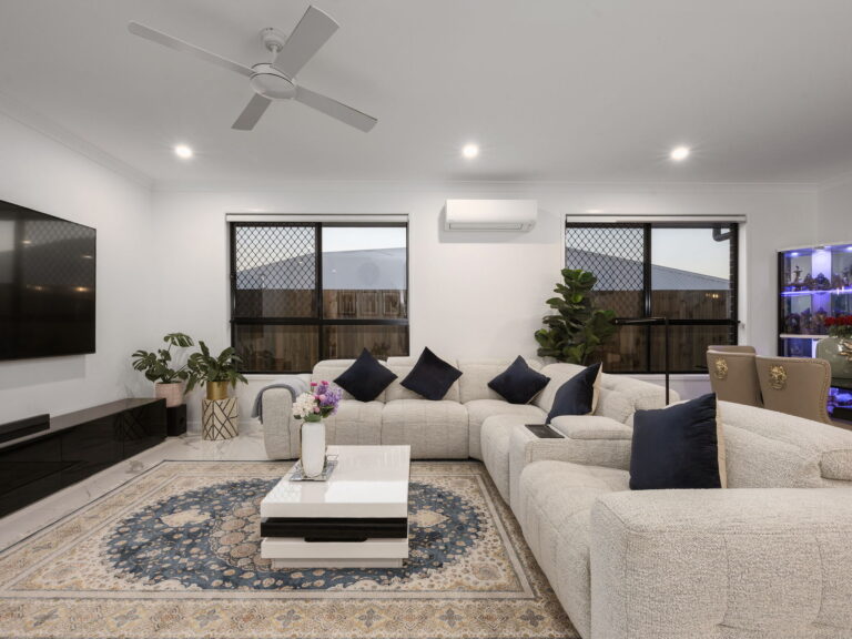 127 Anderson Drive, Greenbank, QLD 4124