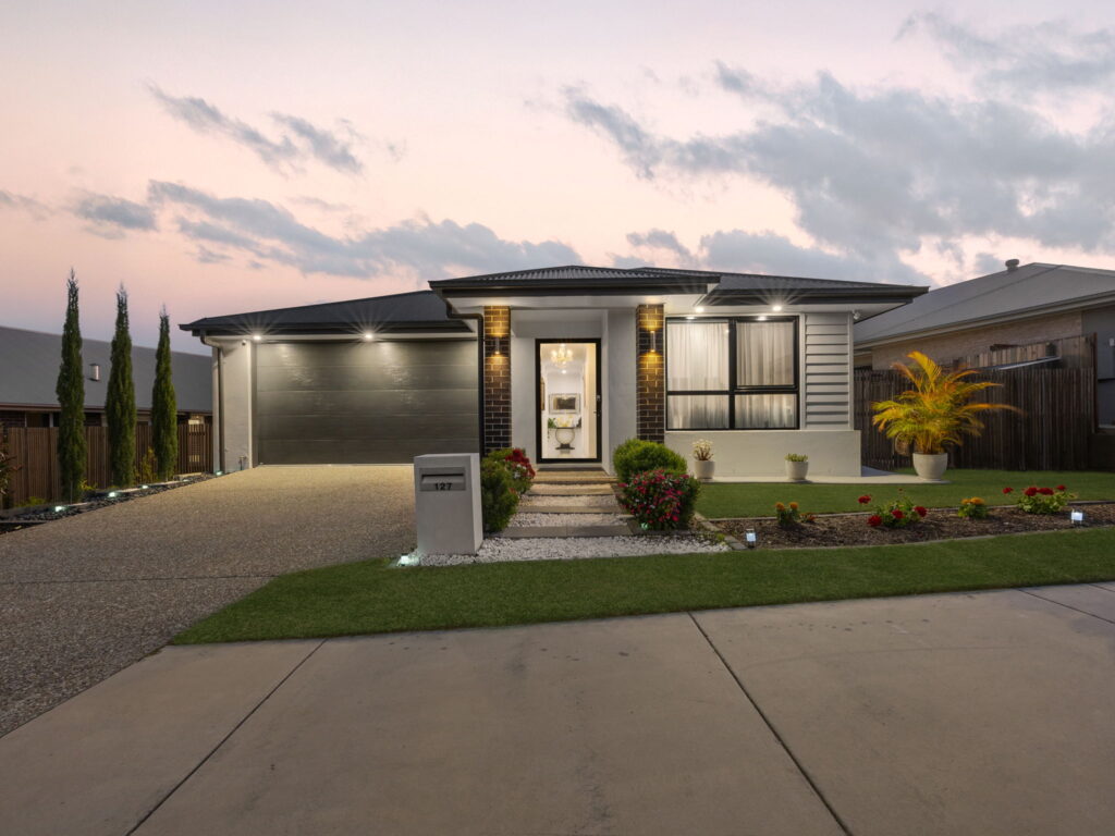 127 Anderson Drive, Greenbank, QLD 4124