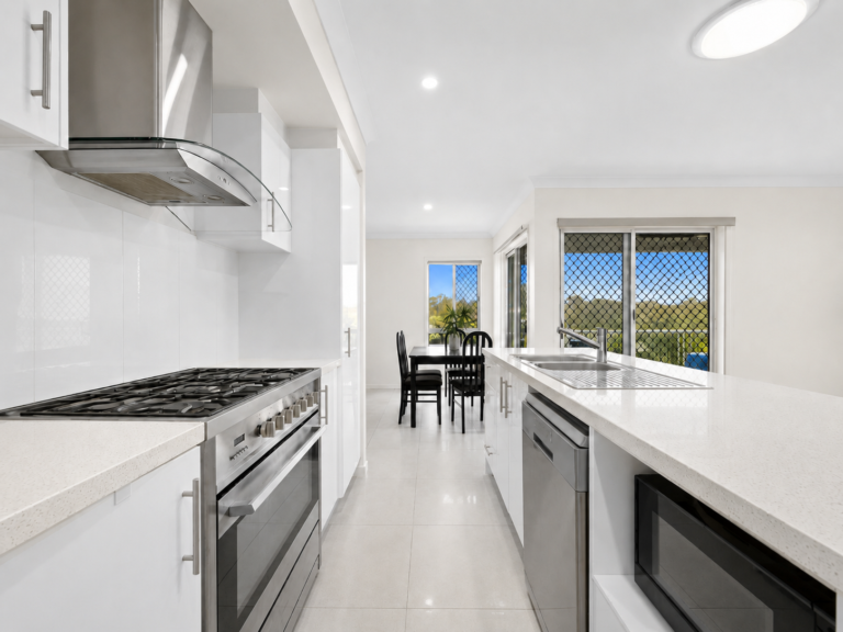 654 Foxwell Road, Coomera, QLD 4209
