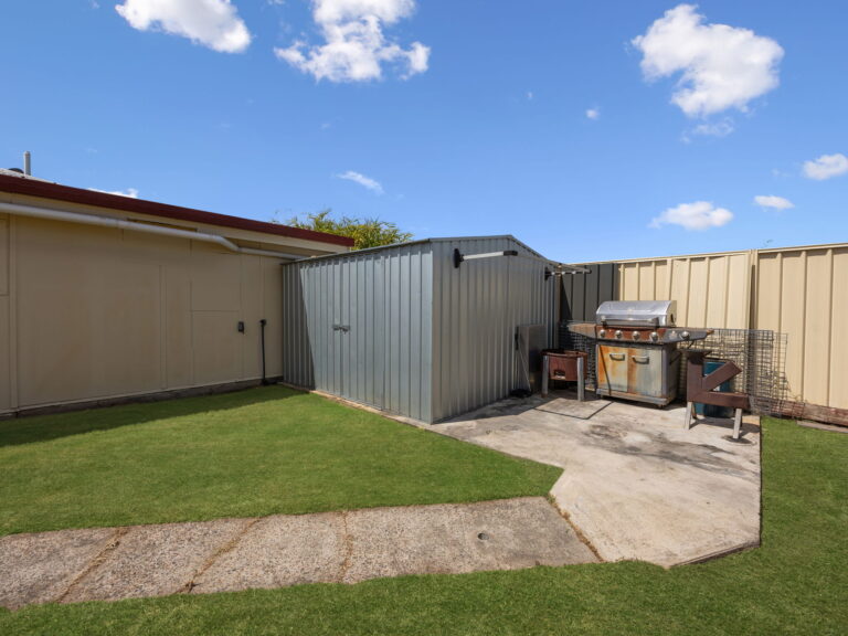 73 Chubb Street, One Mile, QLD 4305