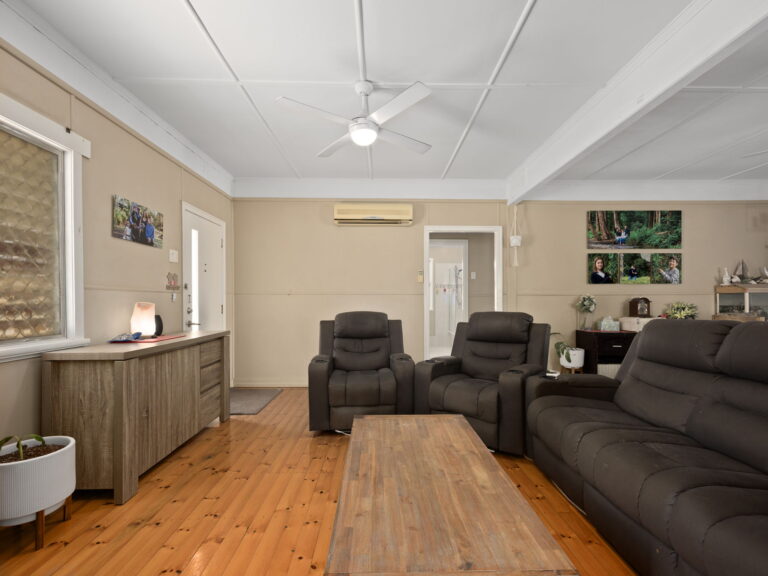 73 Chubb Street, One Mile, QLD 4305