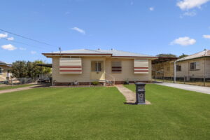 73 Chubb Street, One Mile, QLD 4305