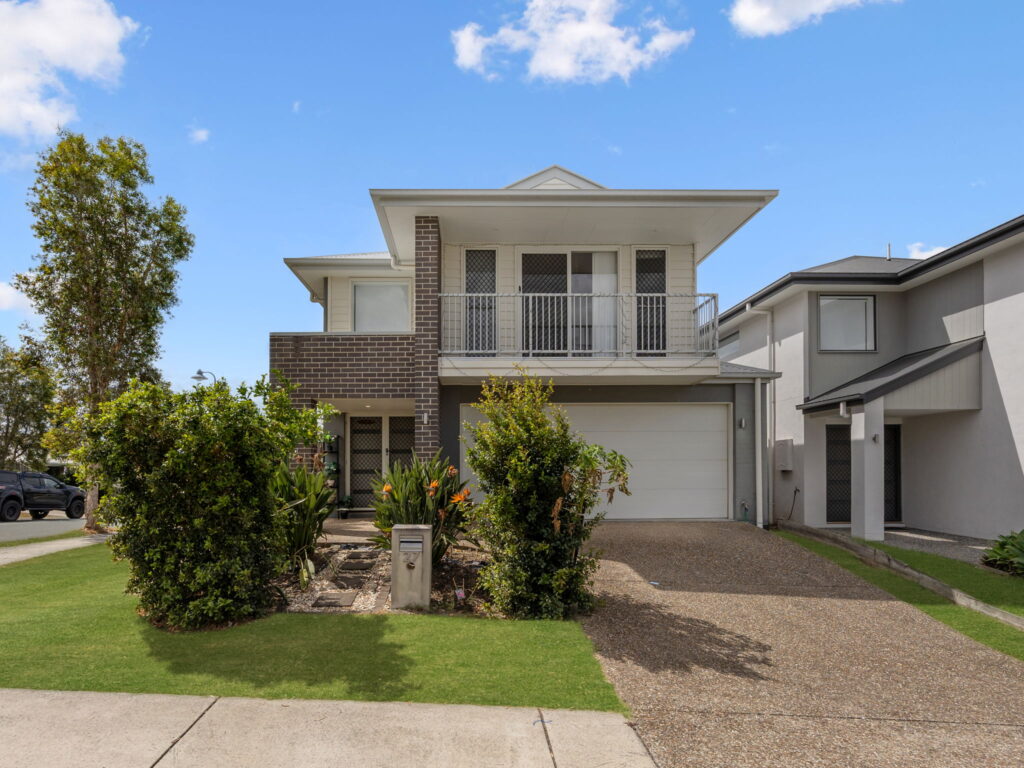27 Raniga Drive, Bellbird Park, QLD 4300
