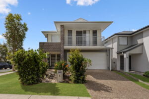 27 Raniga Drive, Bellbird Park, QLD 4300