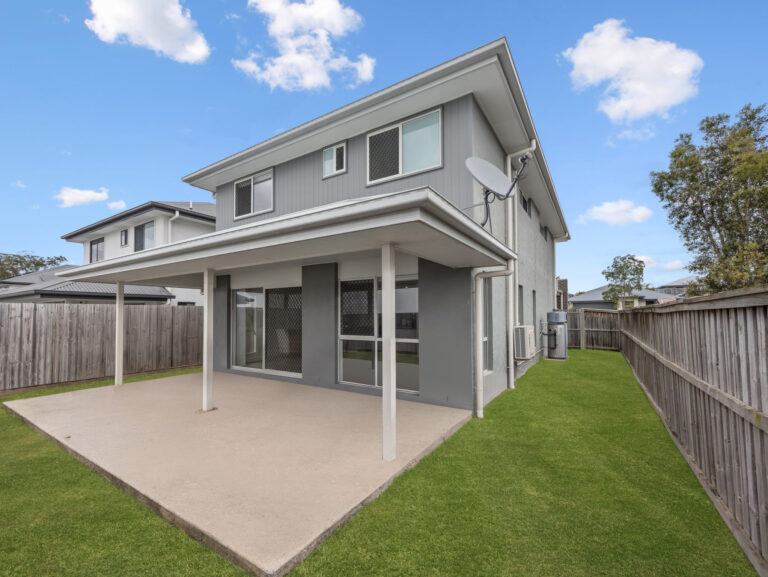 27 Raniga Drive, Bellbird Park, QLD 4300