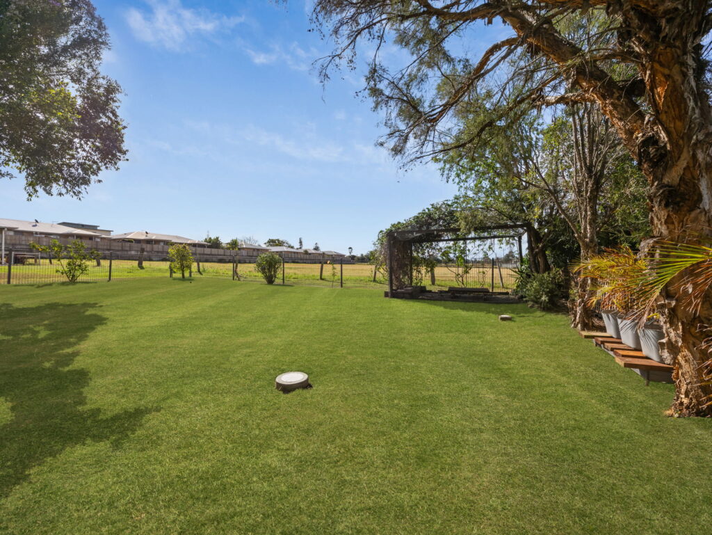 118 Cemetery Road, Raceview, QLD 4305