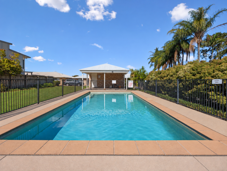 8/108 Cemetery Road, Raceview, QLD 4305