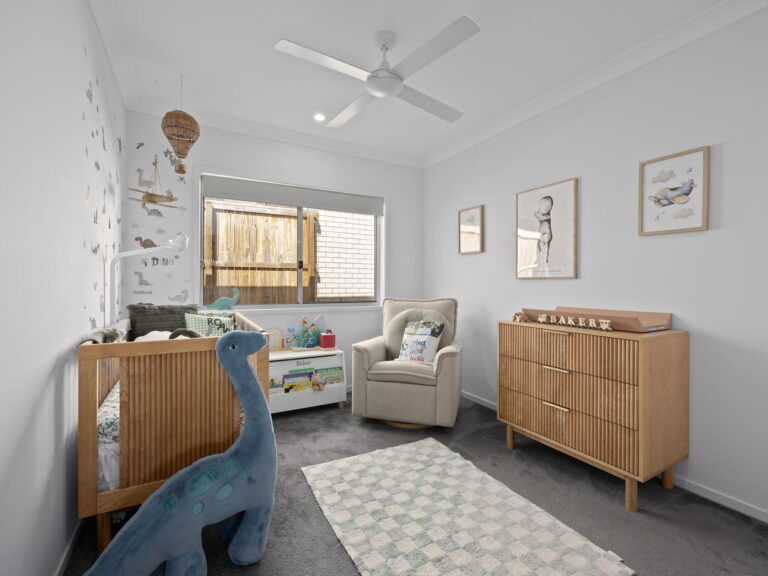 16 Bluff Street, Ripley, QLD 4306