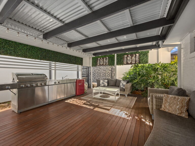15 Serenity Street, South Ripley, QLD 4306