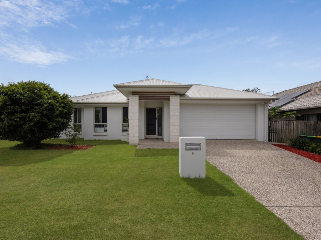 11 Gidran Close, Durack, QLD 4077