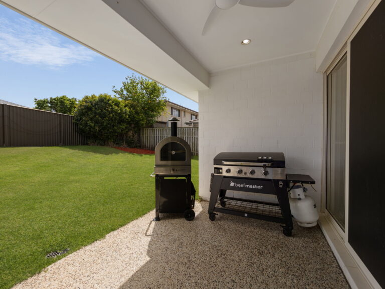 11 Gidran Close, Durack, QLD 4077
