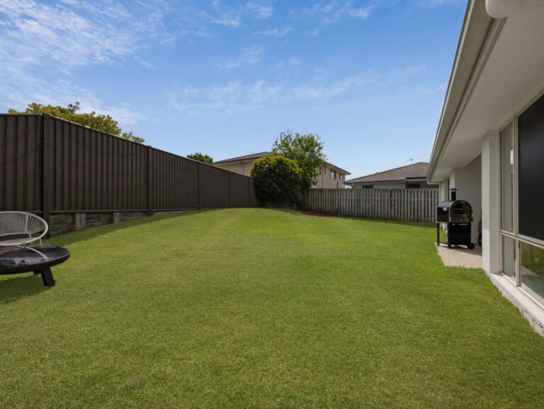11 Gidran Close, Durack, QLD 4077
