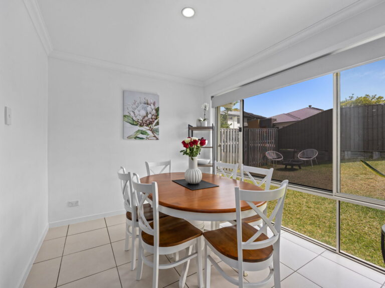 11 Gidran Close, Durack, QLD 4077