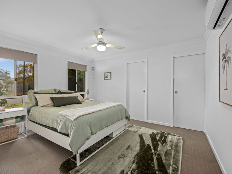 11 Gidran Close, Durack, QLD 4077