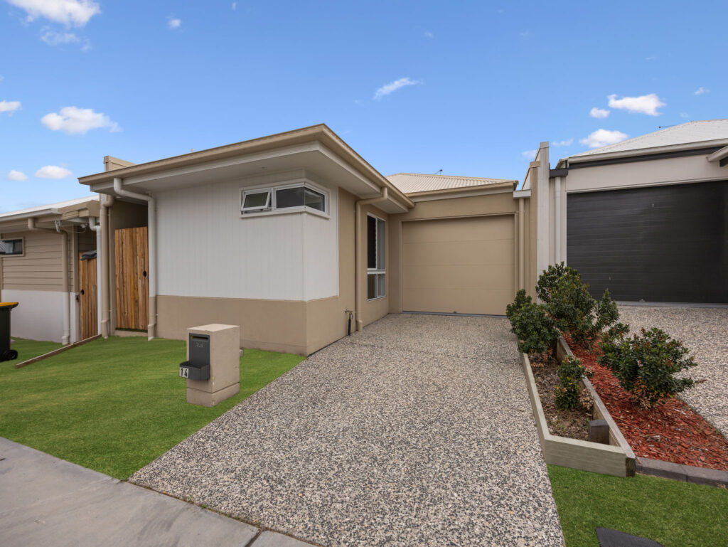 14 Lemon Myrtle Lane, Ripley, QLD 4306