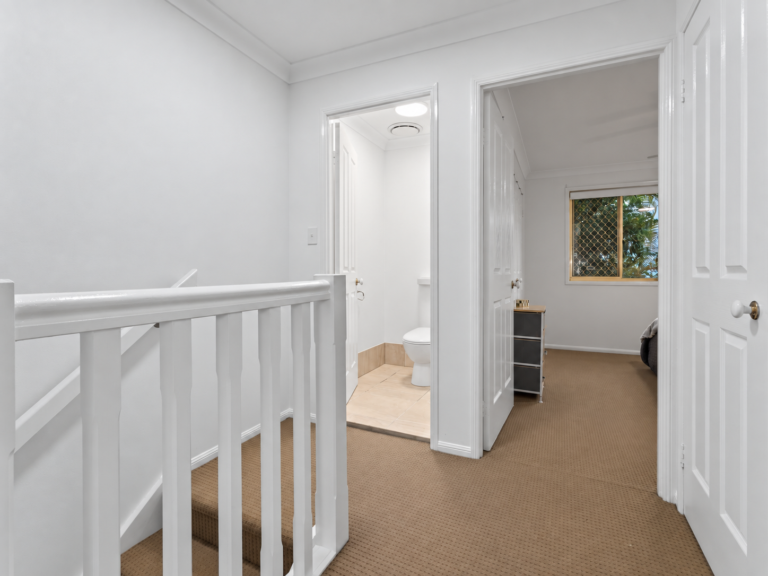 4/10 Gloriana Street, Morningside, QLD 4170