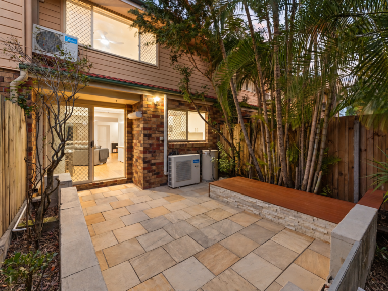 4/10 Gloriana Street, Morningside, QLD 4170